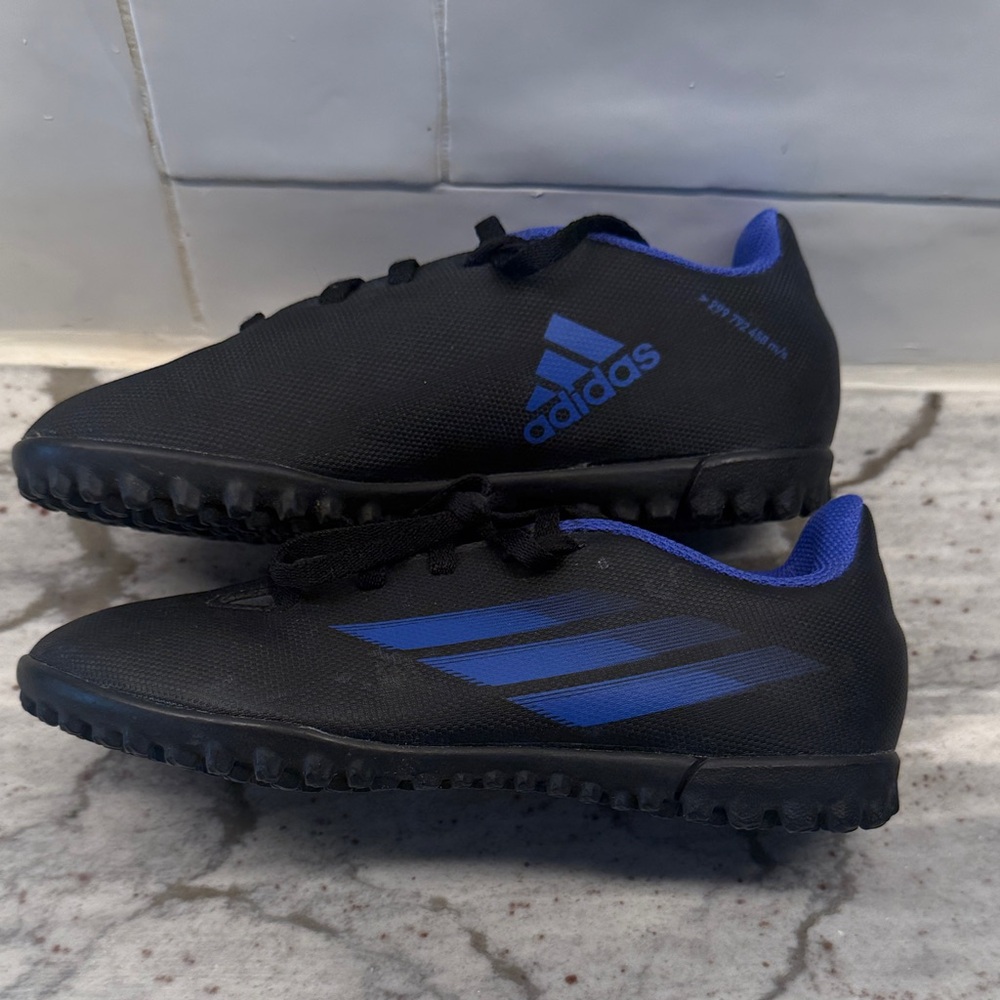 Adidas X Speedflow.4 Turf Soccer Shoes – Kids Size 1 – Black/Blue